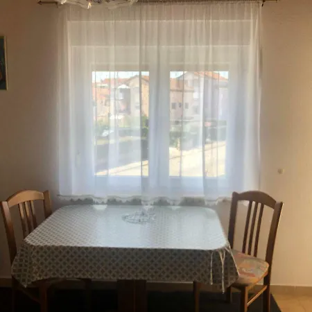 Anna Apartment